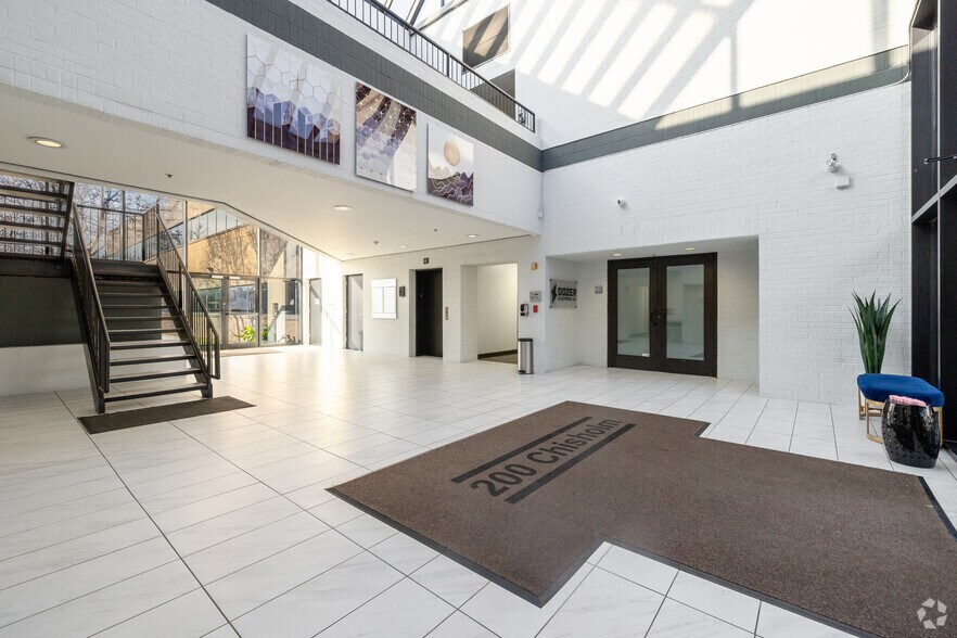 More Photos Of 200 Chisholm Pl, Plano Office For Lease