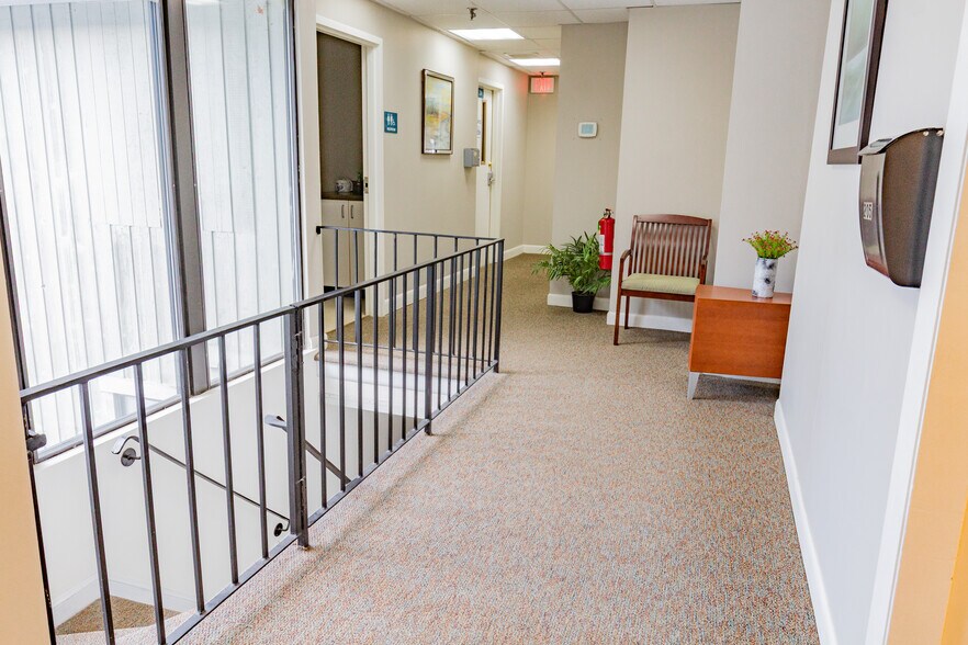 More Photos Of 260 Western Ave, South Portland Office For Sale