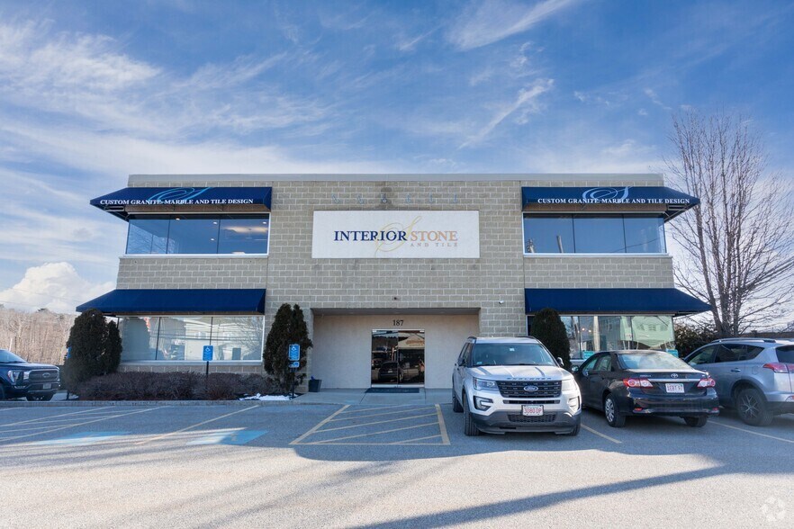 More Photos Of 187 Lexington St, Waltham Research And Development For Sale