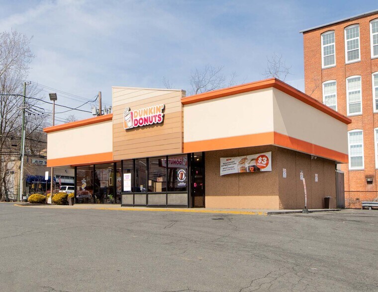 Primary Photo Of 490 Haledon Ave, Haledon Fast Food For Sale