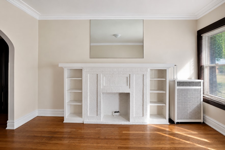 More Photos Of 1528 E 74th Pl, Chicago Apartments For Sale