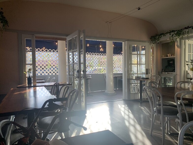 More Photos Of 1386-1388 Westwood Blvd, Los Angeles Storefront Retail Office For Sale