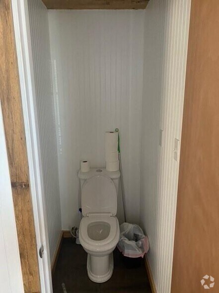 More Photos Of 603 US-281 Hwy, Johnson City Office For Lease