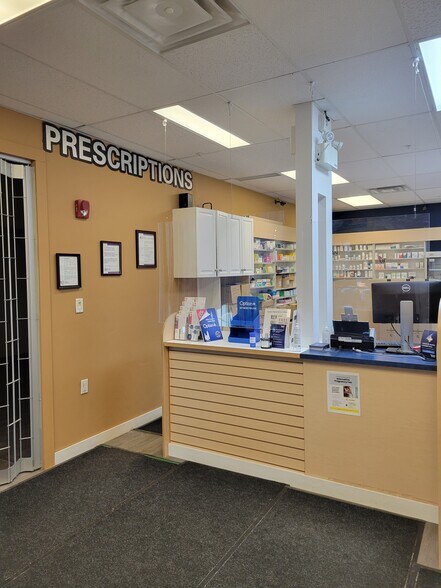 More Photos Of 355 Loutit Rd, Fort McMurray Apartments For Lease