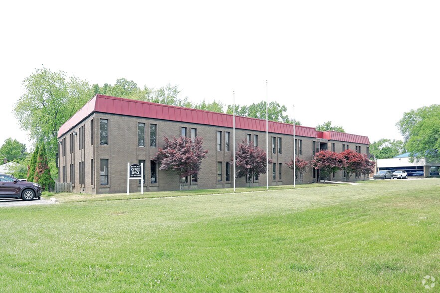 More Photos Of 24001 Southfield Rd, Southfield Office For Lease
