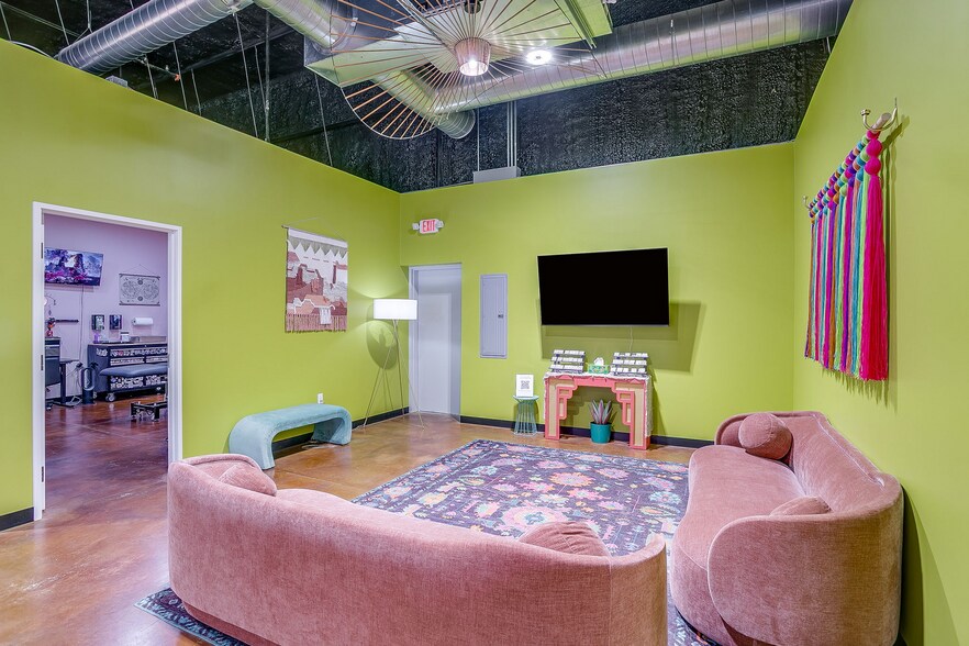 More Photos Of ,  Unknown For Sale