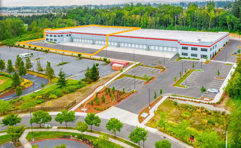 More Photos Of 2912 NE 172nd Pl, Portland Distribution For Lease