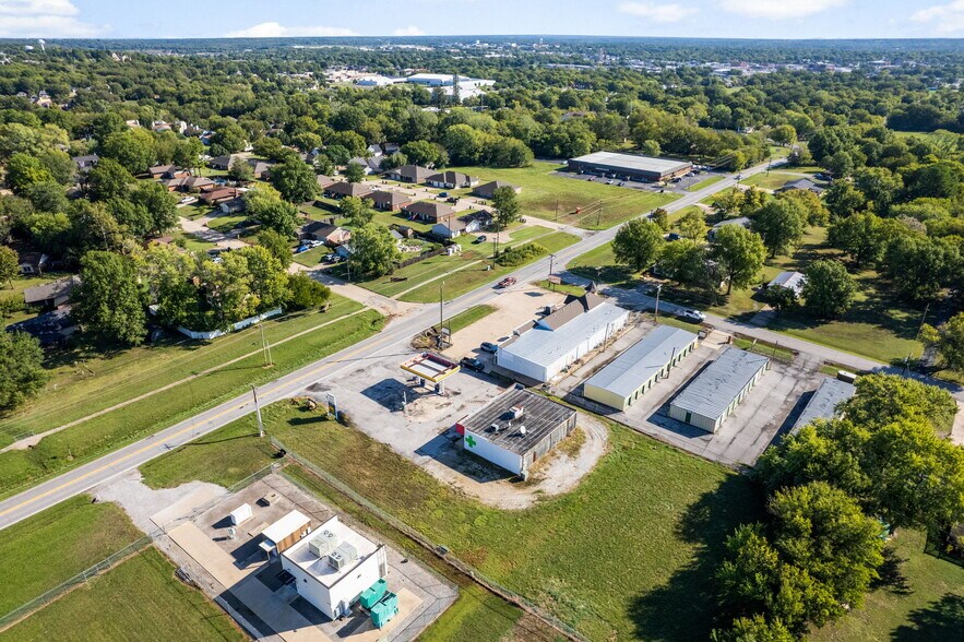 More Photos Of 2323 Holly Rd, Claremore Convenience Store For Sale