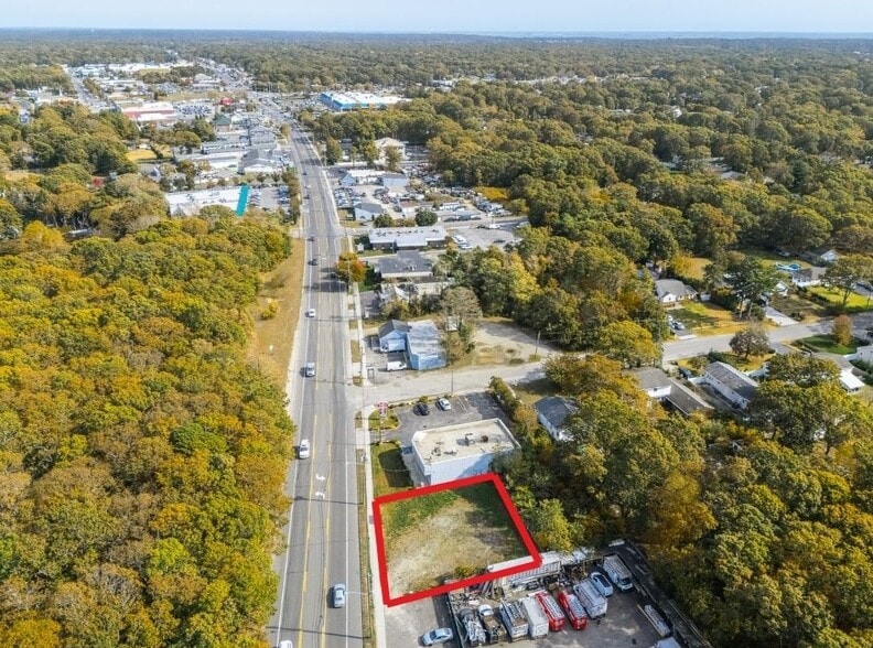 More Photos Of 586 Montauk Highway, Shirley Land For Lease