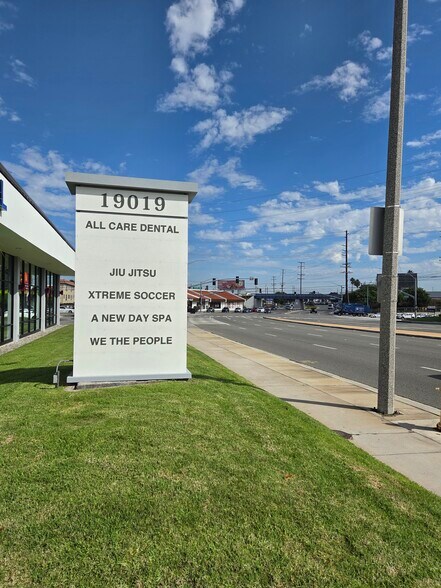 More Photos Of 19009-19019 Hawthorne Blvd, Torrance Unknown For Lease