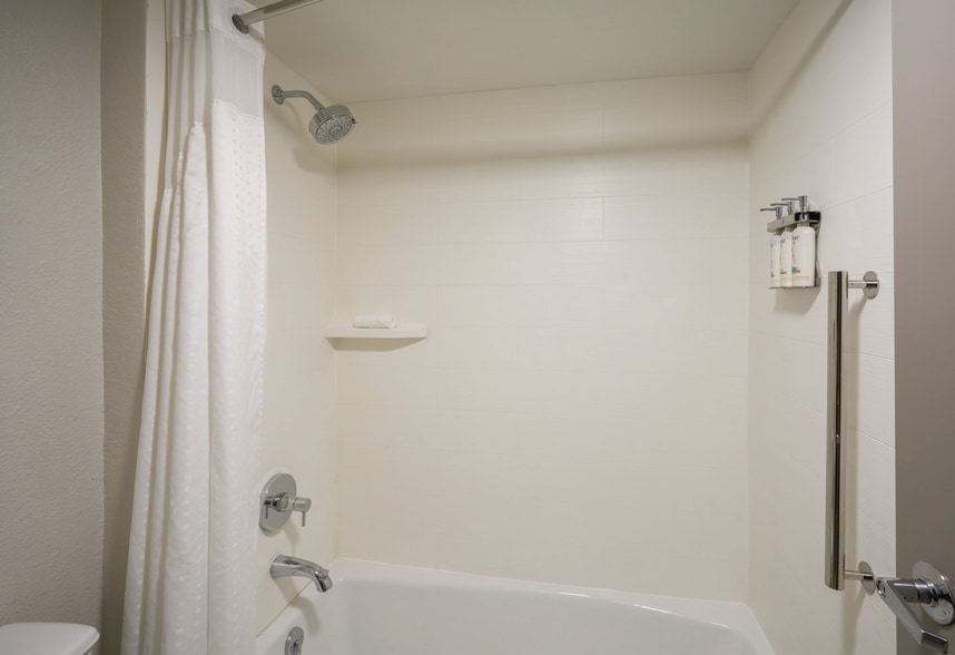 More Photos Of 11520 SW 88th St, Miami Hotel For Sale