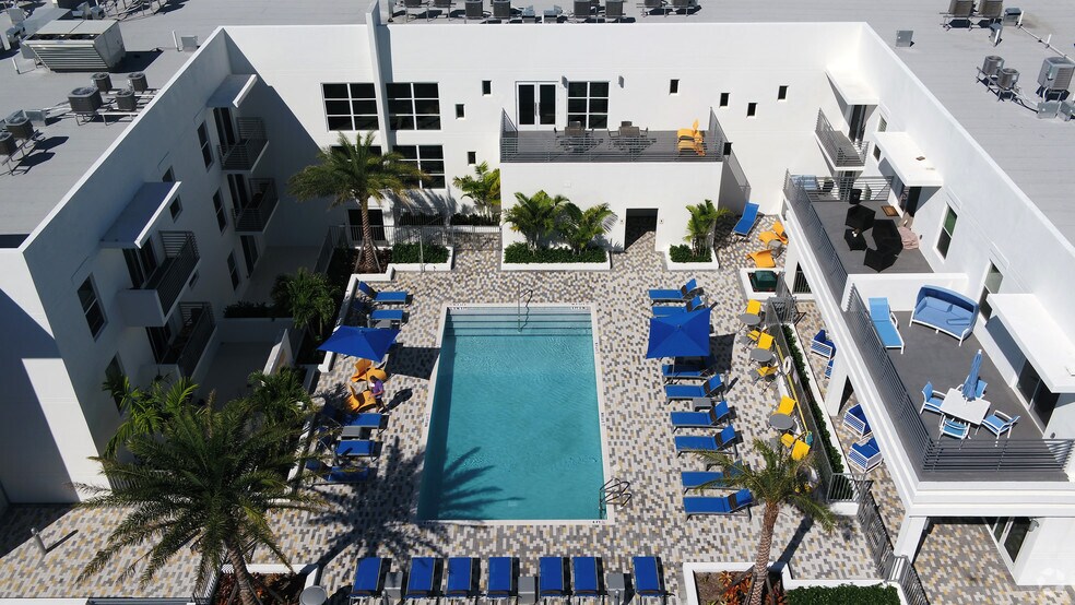 More Photos Of 190 SE 5th Ave, Delray Beach Apartments For Lease