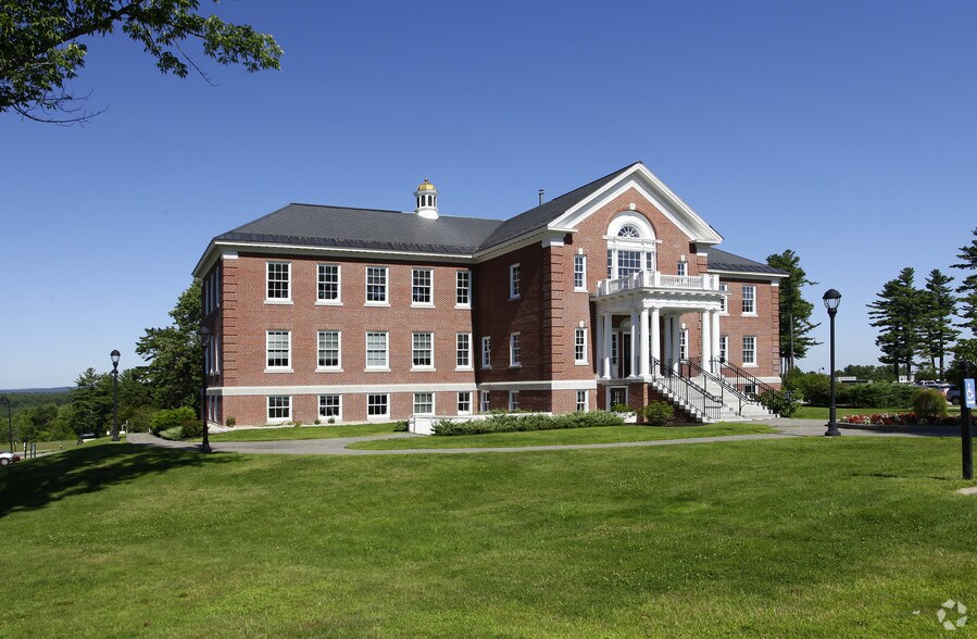 More Photos Of 60 Pineland Dr, New Gloucester Unknown For Lease