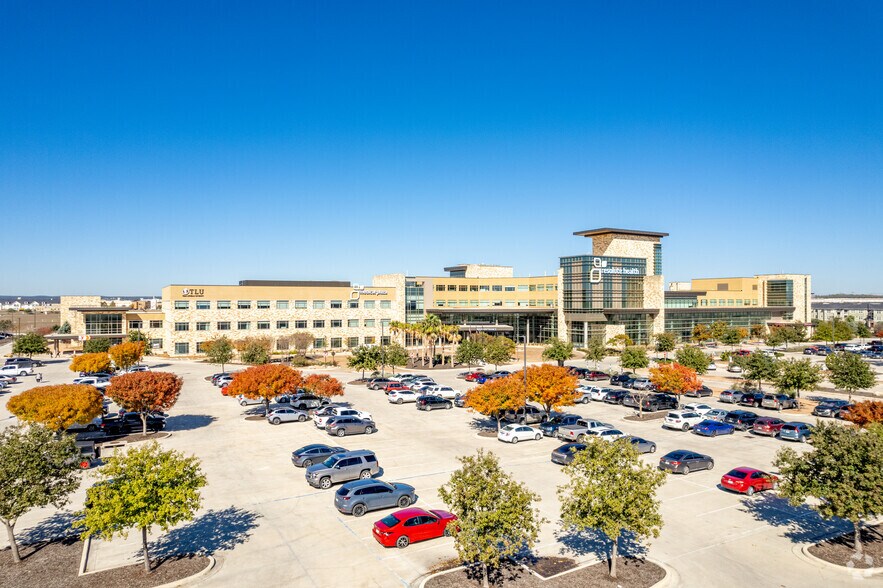 More Photos Of 545 Creekside Way, New Braunfels Coworking Space