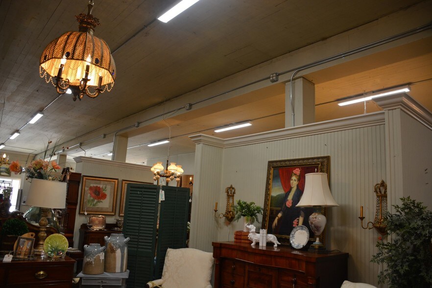 More Photos Of 201 S Main St, Enterprise Department Store For Sale