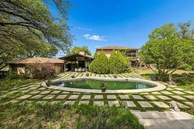 More Photos Of 3800 Ranch Estates Dr, Plano Horse Stables For Sale