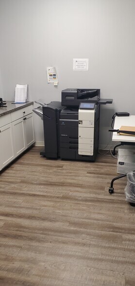 More Photos Of 1539 Ashland City Rd, Clarksville Flex For Lease