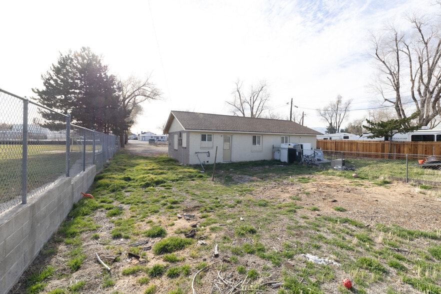 More Photos Of 1940 Prater Way, Sparks Storefront Retail Residential For Sale