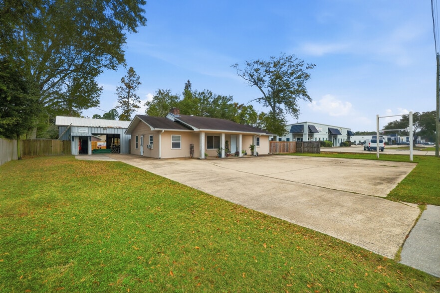 More Photos Of 14309 Stenum St, Biloxi Flex For Sale