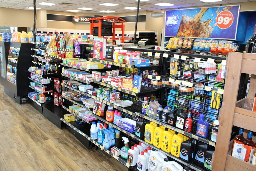 More Photos Of 7102 Cottage Hill Rd, Mobile Convenience Store For Sale
