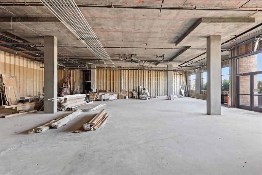 More Photos Of 600 El Camino Real, Belmont General Retail For Sale