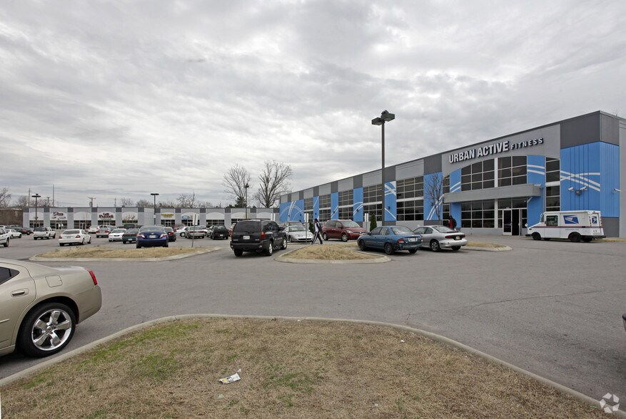 More Photos Of 2411-2425 Edge O Lake Dr, Antioch Storefront For Lease