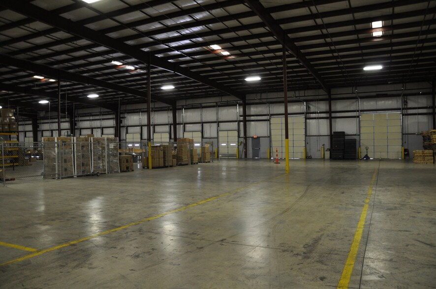 More Photos Of 5100 Rex McLeod Dr, Sanford Manufacturing For Sale