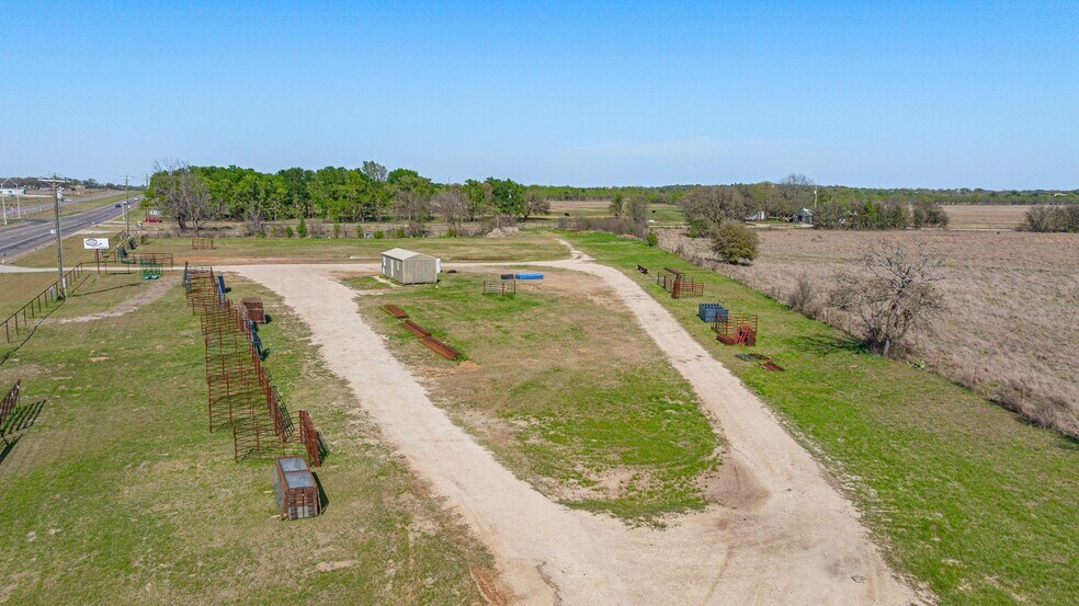 More Photos Of 12645 US-377, Dublin Office For Sale