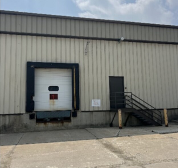 More Photos Of 2610 YH Hanson Ave, Albert Lea Warehouse For Lease