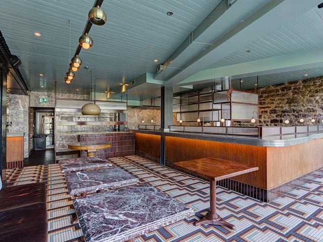 More Photos Of 3 Rue de la Commune E, Montréal Storefront Retail Residential For Sale