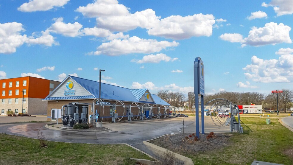 Primary Photo Of 1005 Worley Dr, West Plains Carwash For Sale