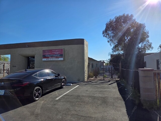 More Photos Of 1026 N Columbus Blvd, Tucson Light Manufacturing For Sale