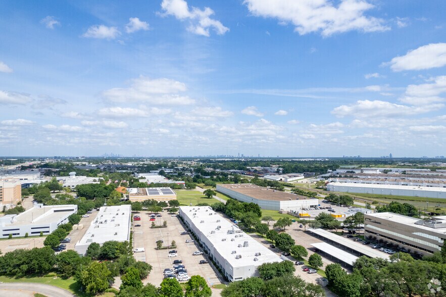 More Photos Of 10245 W Little York Rd, Houston Unknown For Lease