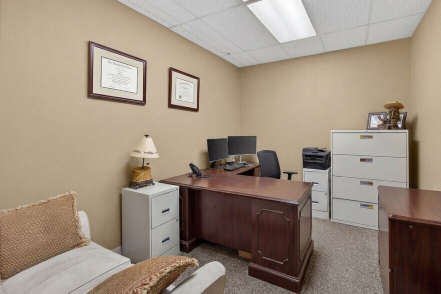 More Photos Of 2560 Rca Blvd, Palm Beach Gardens Medical For Sale