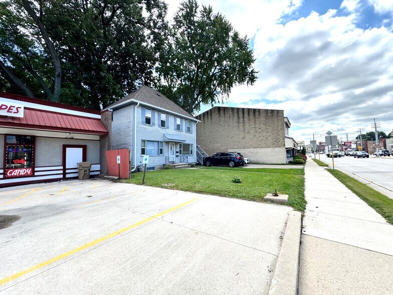 More Photos Of , Madison Unknown For Sale