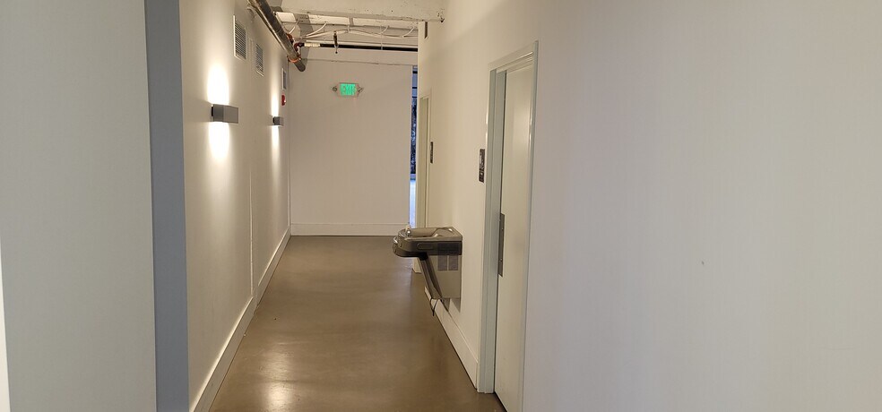 More Photos Of 300 E Main St, Durham Office Residential For Lease