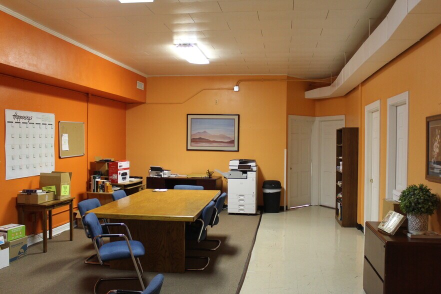 More Photos Of 1519 Circle Park Blvd, Fort Worth Religious Facility For Sale