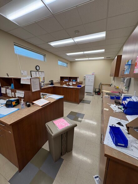 More Photos Of 5851 Knik Goose Bay Road, Wasilla Medical For Lease