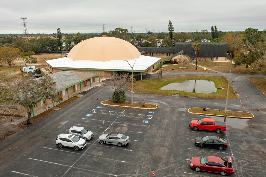 More Photos Of 6990 142nd Ave, Largo Religious Facility For Sale