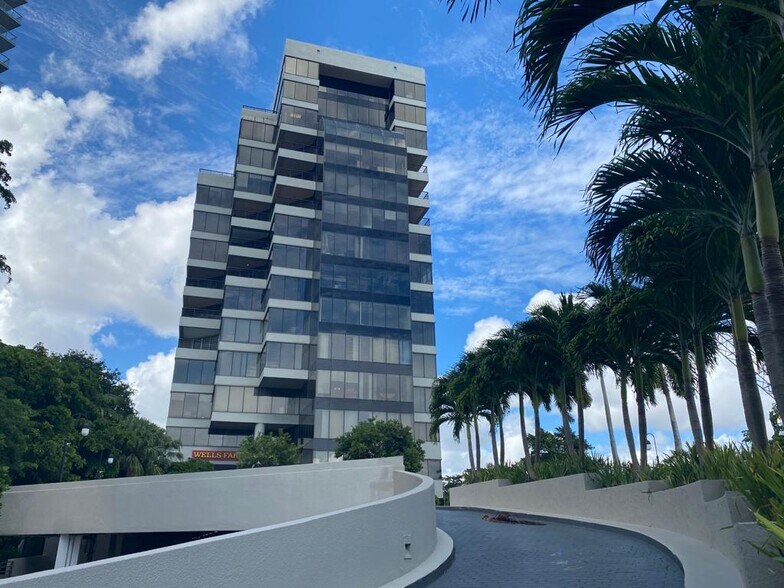 More Photos Of 2665 S Bayshore Dr, Coconut Grove Office For Lease