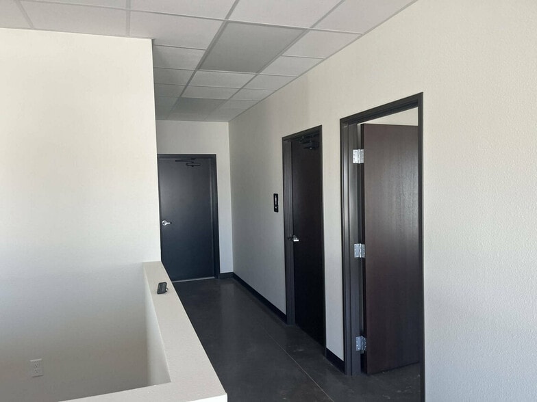 More Photos Of 2516 Frog Horn Dr, Odessa Warehouse For Lease