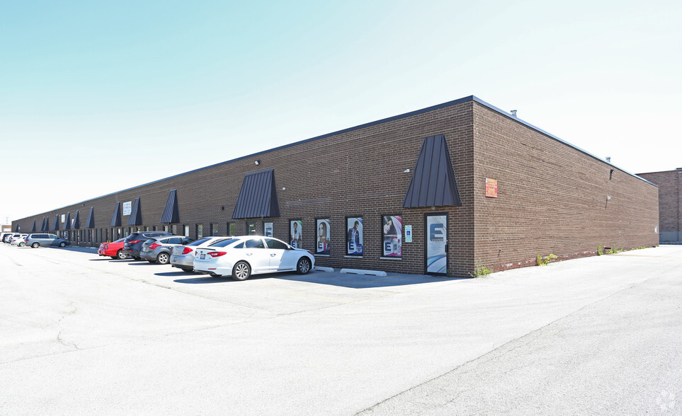 Primary Photo Of 10053-10075 S 76th Ave, Bridgeview Manufacturing For Lease