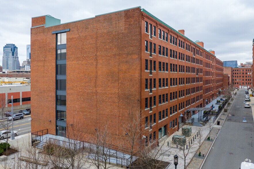 More Photos Of 10-20 Channel Ctr St, Boston Office For Sale