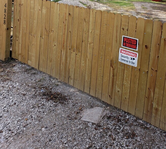 More Photos Of 4828 Baton Rouge St, Houston Land For Lease