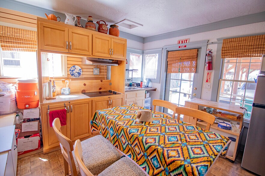 More Photos Of 215 E Fesler St, Santa Maria Storefront For Sale