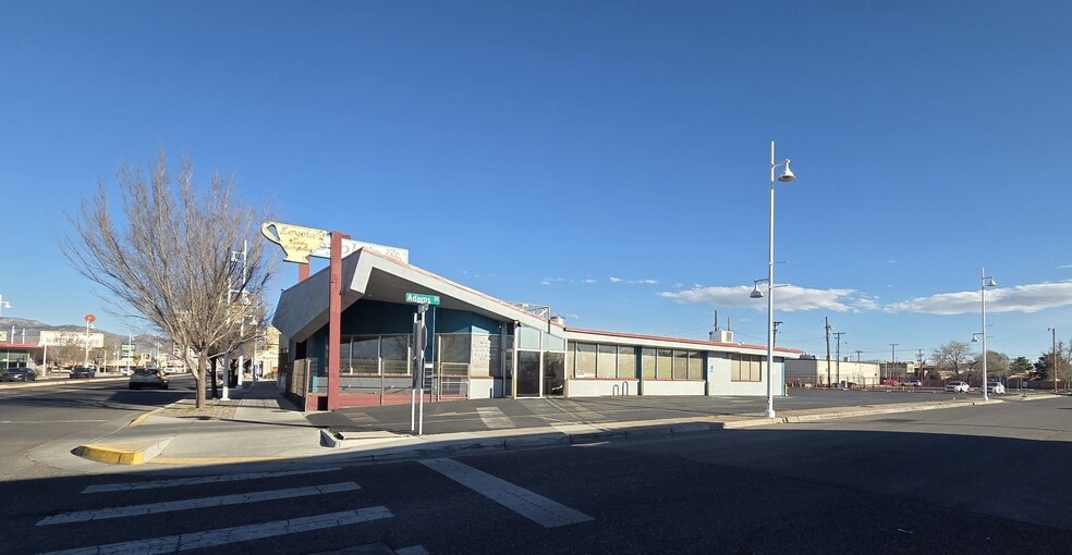 More Photos Of 4500 Central Ave SE, Albuquerque Restaurant For Sale