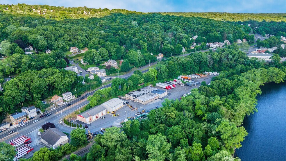 More Photos Of 38 Commerce St, Derby Manufacturing For Lease