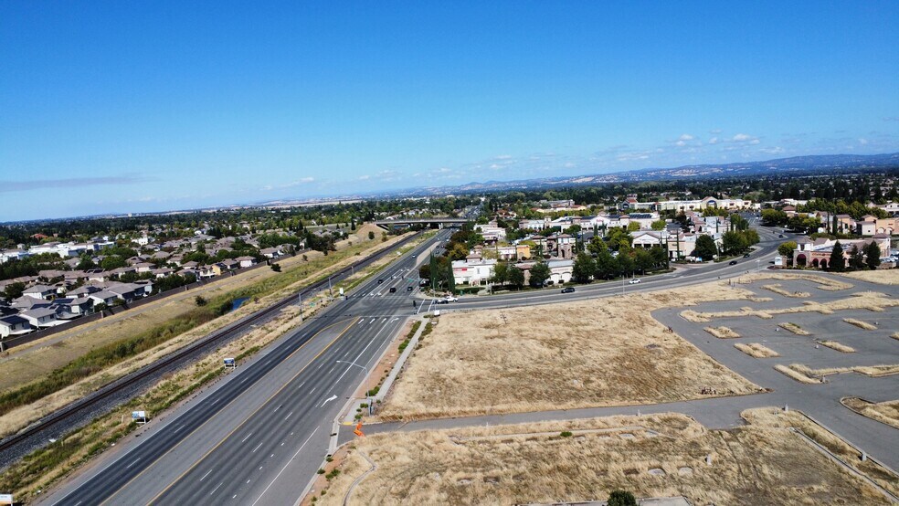 More Photos Of Hwy 65 & Sterling Pky, Lincoln Land For Sale