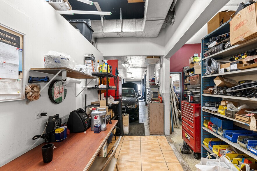 More Photos Of 3771 Bird Rd, Miami Storefront For Sale