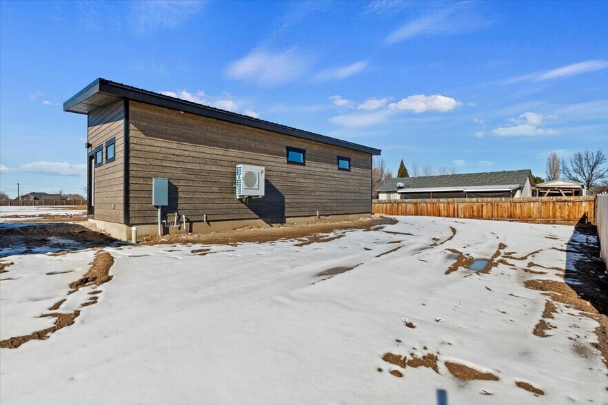 More Photos Of 362-436 W London St, Middleton Manufactured Housing Mobile Home Park For Sale